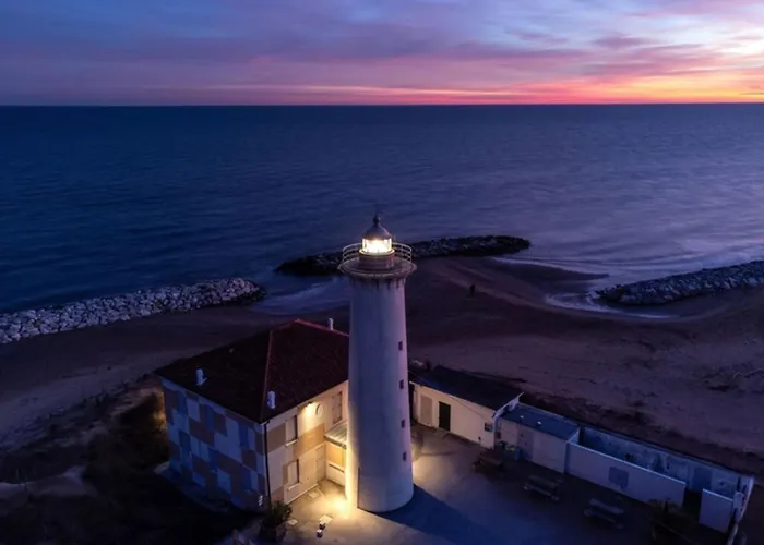 Апартаменты Quiet With Garden